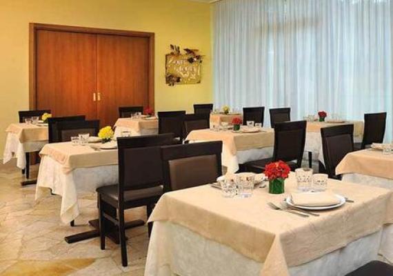 hoteltiberius it ristorante-tipico-romagnolo 018